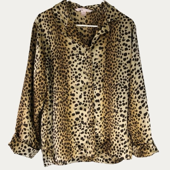 Victoria’s Secret Satin Animal Print PJ top - Picture 1 of 5